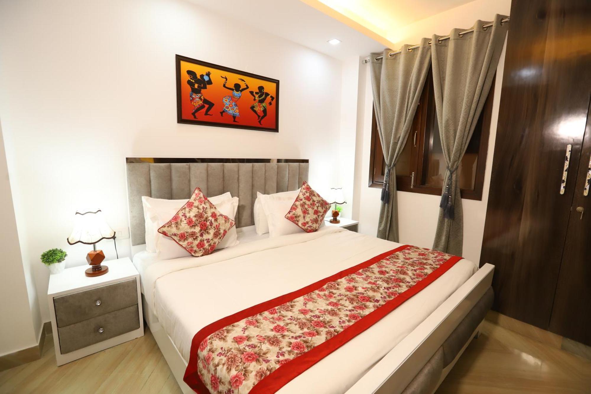 Crown Hotel Agra Near Taj Mahal Екстер'єр фото