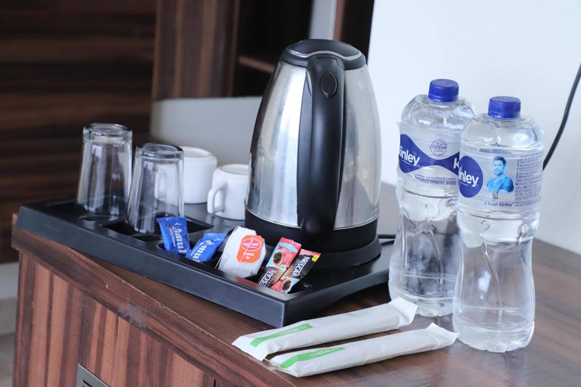 Crown Hotel Agra Near Taj Mahal Екстер'єр фото